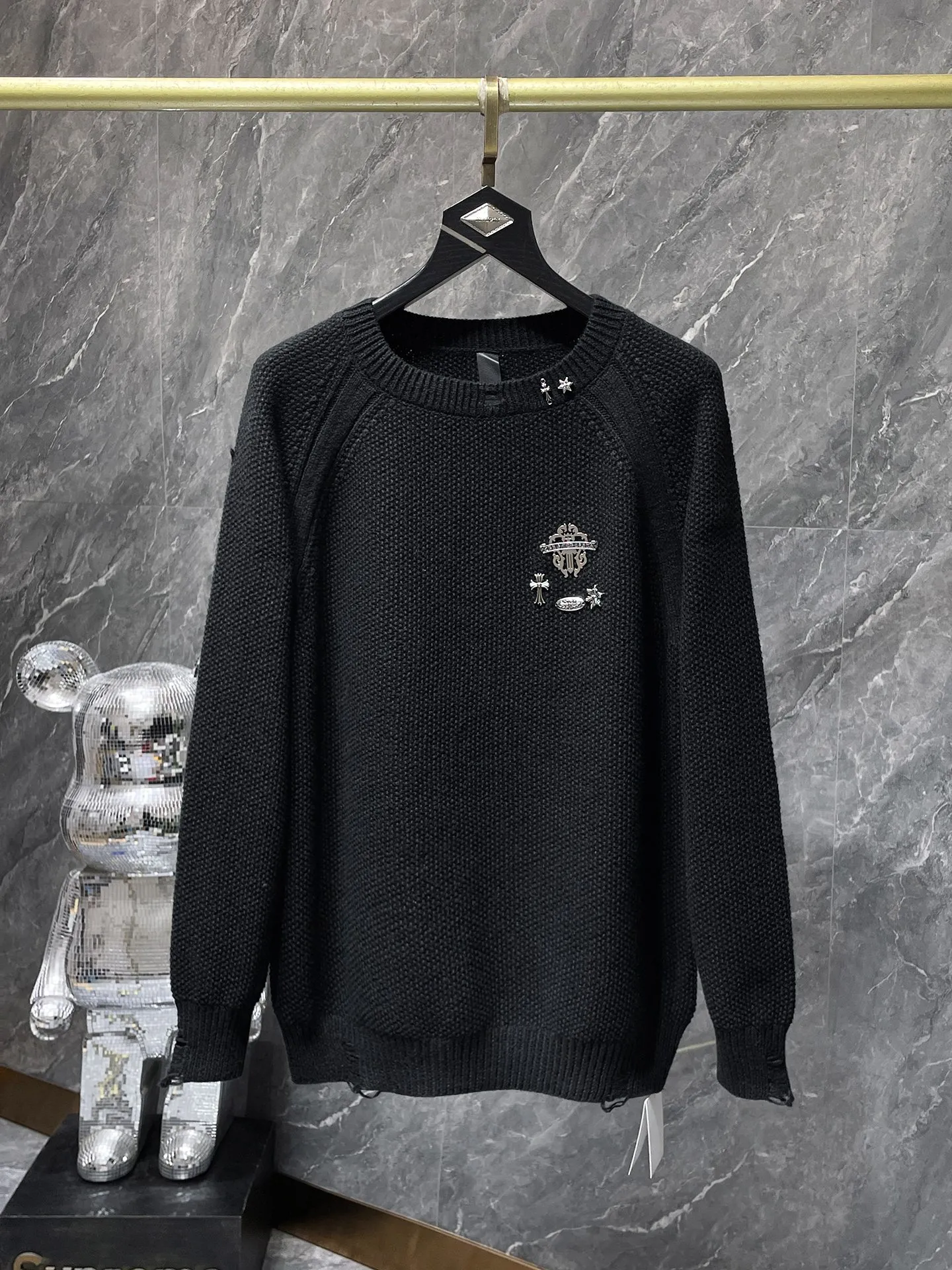P236 Chrome Hearts 🍁Autumn and winter sweater series🍁 Cross metal➕hole treatment Selected high-quality wool blended knitted fabric Non-common version on the market Recommended colors: black gray white